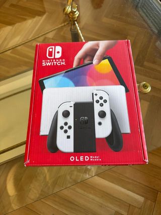 Nintendo Switch OLED bianco