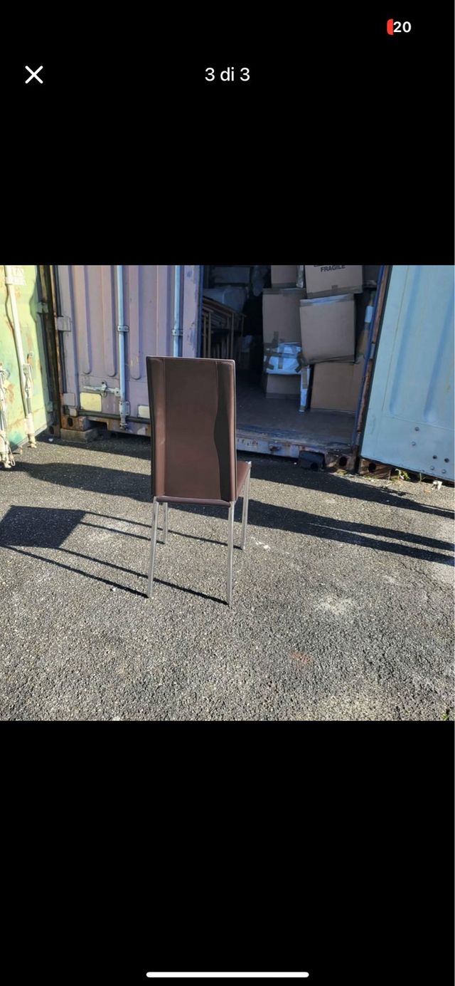 Sedie moderne marroni in pelle e metallo