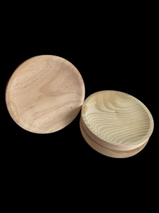 Platos de pino para aperitivos