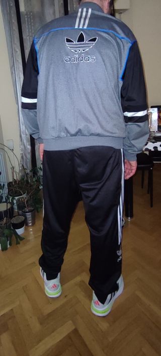 Chándal Adidas Gris y Negro