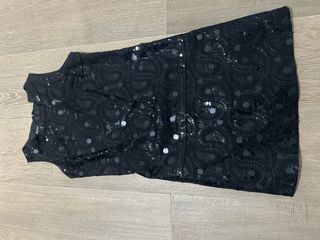 Vestido Negro Lentejuelas.
