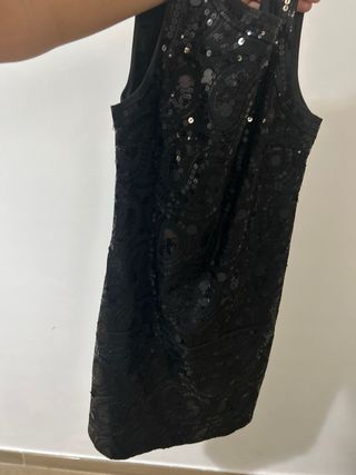 Vestido Negro Lentejuelas.
