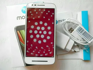 Motorola E3 