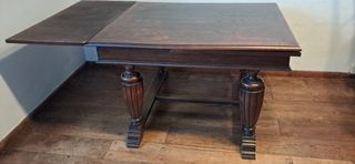 Mesa extensible de madera