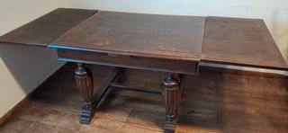 Mesa extensible de madera