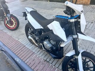 Hanway Xray125 GS Blanca