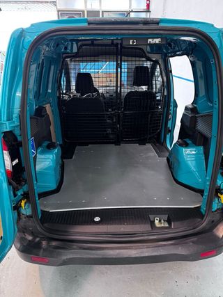 Ford Transit Courier 39380 kms!