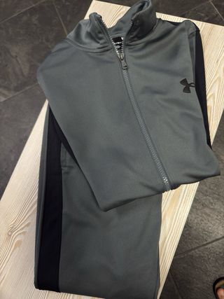 Chándal Under Armour Gris