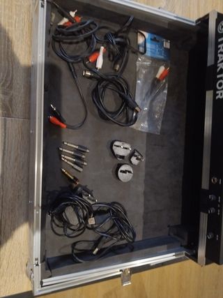 Controladora Traktor Kontrol S4 + Maleta