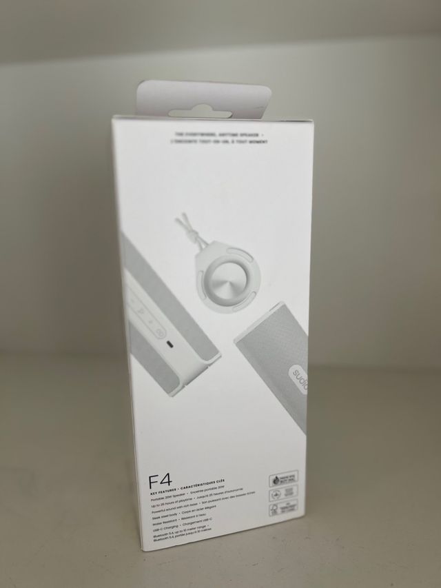 Sudio F4 Altavoz Portátil speaker nuevo blanco