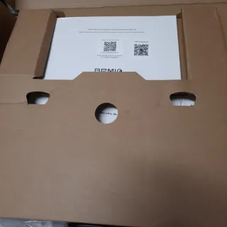 Robot aspirapolvere e lavapavimenti BPMIO