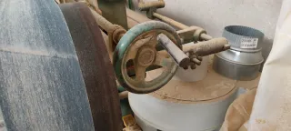 Lijadora de banda industrial