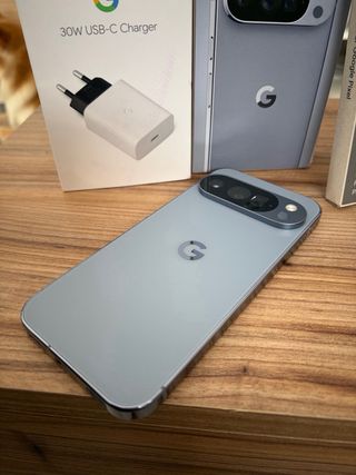 Google Pixel 10 Pro 256GB Piedra Lunar+extras