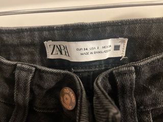 Pantalones campana Zara negros
