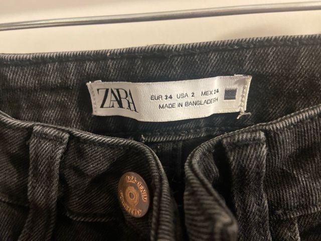 Pantalones campana Zara negros
