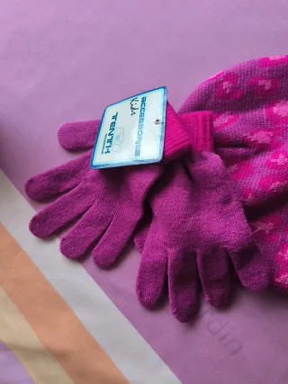 Conjunto gorro y guantes Tenth rosa y morado