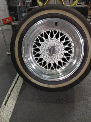 Llantas y neumáticos