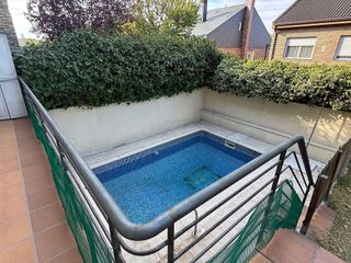 Casa adosada en alquiler en Prado de Somosaguas en Pozuelo de Alarcón