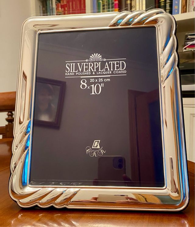 Marco de fotos plateado 8x10