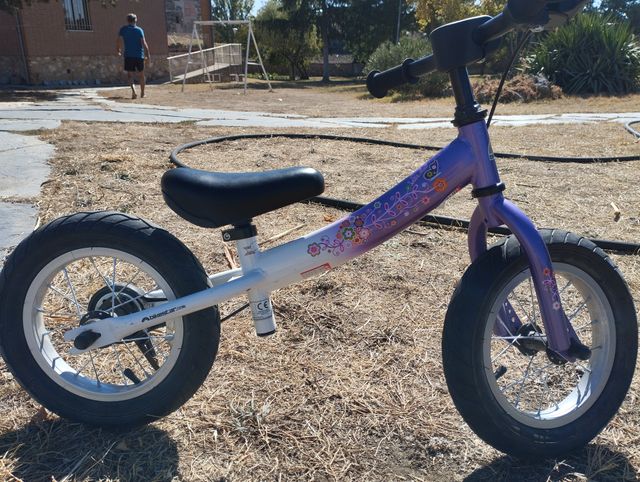 2 Bicicletas sin pedales Bikestar moradas