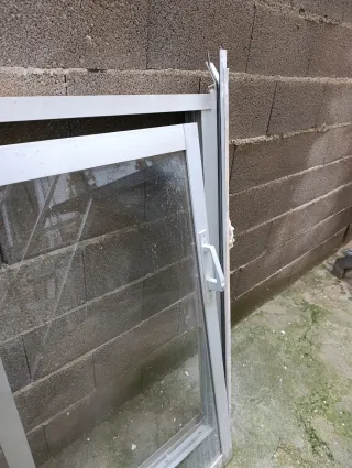 Ventana corredera de aluminio 