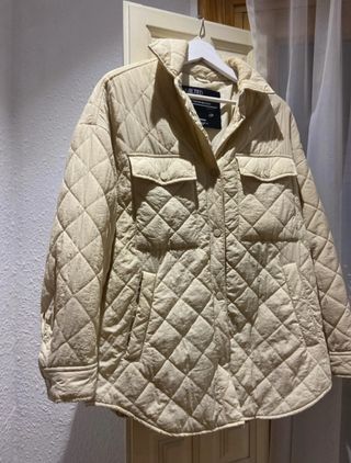 Chaqueta acolchada Stradivarius