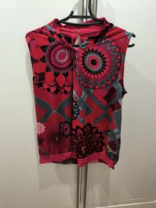 Camiseta tirantes Desigual multicolor