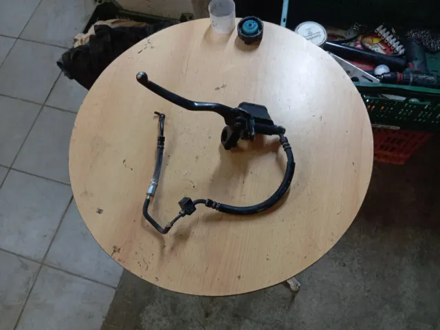 Maneta y bomba freno Yamaha