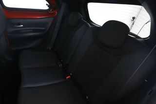 Toyota Aygo X Cross 1.0 Play