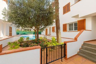 Piso en venta en Platja Llarga en Castell-Platja d´Aro