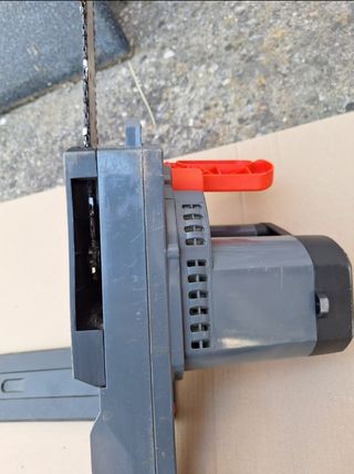 Motosierra Eléctrica Powerplus 2000W