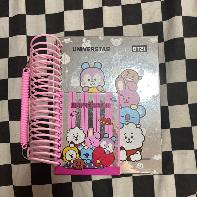 Libreta BT21 Universtar