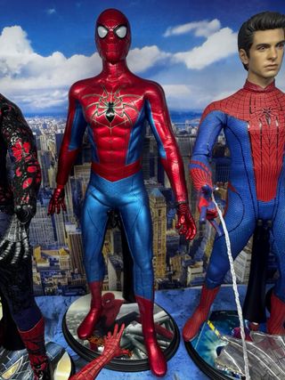 Hot Toys Spider-Armor Spiderman Figura