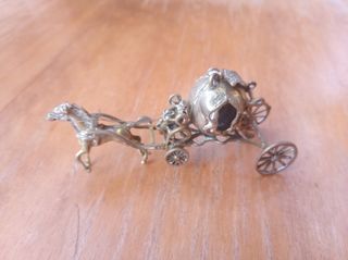 Carroza antigua plata 800