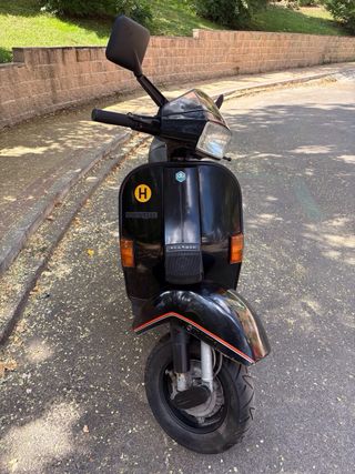 Vespa TX 200 (Matriculada Histórica)

