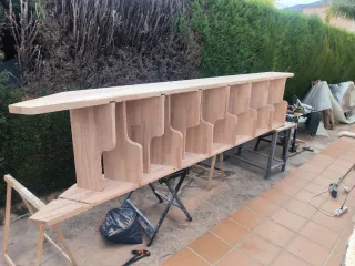 Atención oliva carpintero y constructor