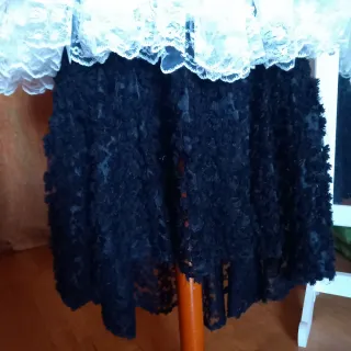 Precioso disfraz Gótico Corsé Negro y Blanco S/M