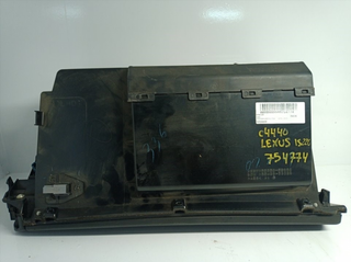 GUANTERA LEXUS IS (DS2/IS2) 2ADFHV 5555053050
