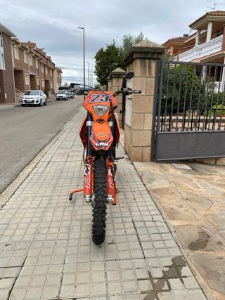 KTM 125 EXC Enduro Moto