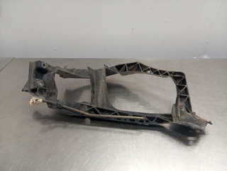 SOPORTE FARO IZQUIERDO MITSUBISHI COLT CZ3 BERL.