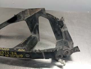 SOPORTE FARO IZQUIERDO MITSUBISHI COLT CZ3 BERL.