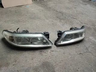 Faros Renault Laguna