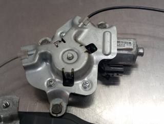ELEVALUNAS DELANTERO DERECHO SSANGYONG TIVOLI 673