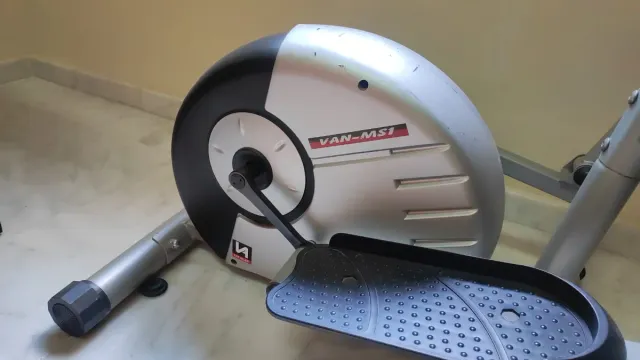 Bicicleta Elíptica Gimnasio