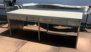 Mesa en Acero Inoxidable con 3 Cajones