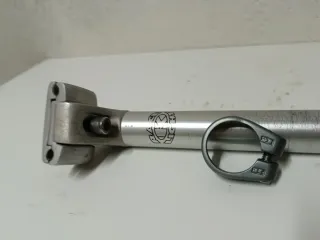 Tija y cierre sillin  Kona