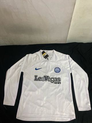 Camiseta deportiva Nike manga larga