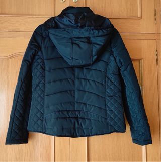 Cazadora acolchada azul marino mujer