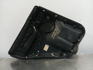 GUARNECIDO PUERTA TRASERA DERECHA LAND ROVER FREE