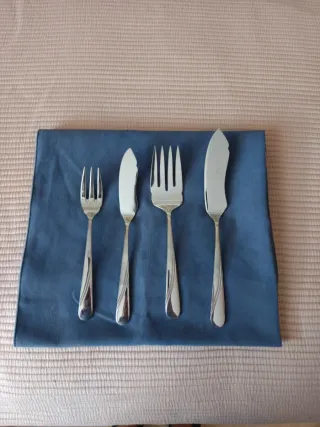 12 Cubiertos de Pescado (Tenedor y Pala)